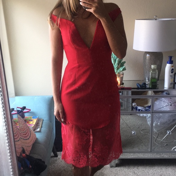 NWOT [NBD] Off the Shoulder Red Lace Dress M - Picture 8 of 8